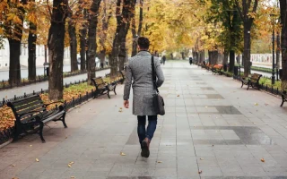 Йти уві сні: Ваш життєвий шлях у символах